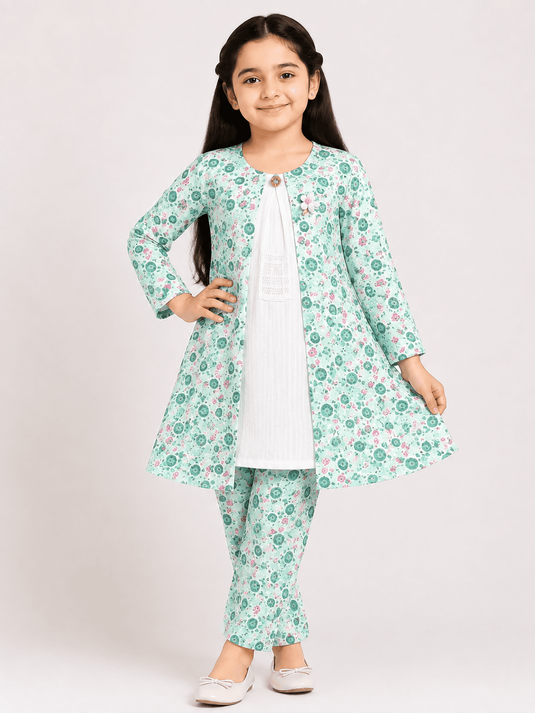 Girls’ printed chiffon 3-piece suit with long outer top, white inner shirt and matching printed trousers